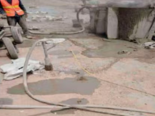 亳州水泥混凝土路面板底注浆技术 路面脱空注浆整治方案